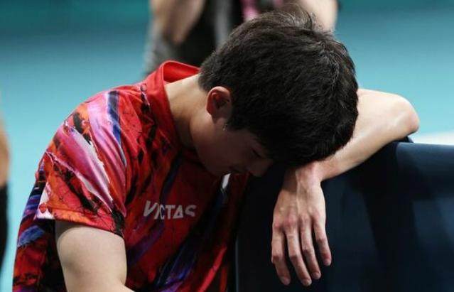 移动端游戏-【日媒速递】张本距胜利仅一步 是否该试着接受他人