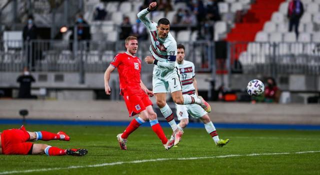 移动端游戏-若塔又进头球 C罗破4场球荒 葡萄牙逆转卢森堡